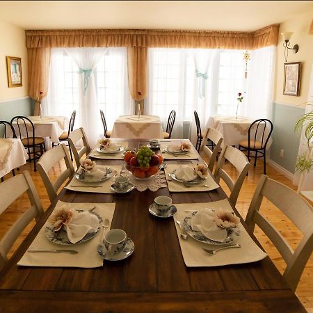Au Coeur De Saint-Sauveur Bed & Breakfast エクステリア 写真